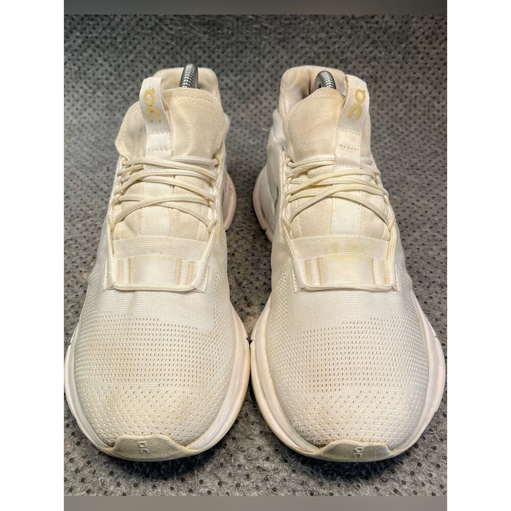 On Cloud Cloudnova White Running Shoes Size 9.5 Women’s - Picture 4 of 10